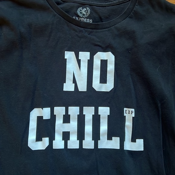 Express T shirt. Size is L - Picture 2 of 3